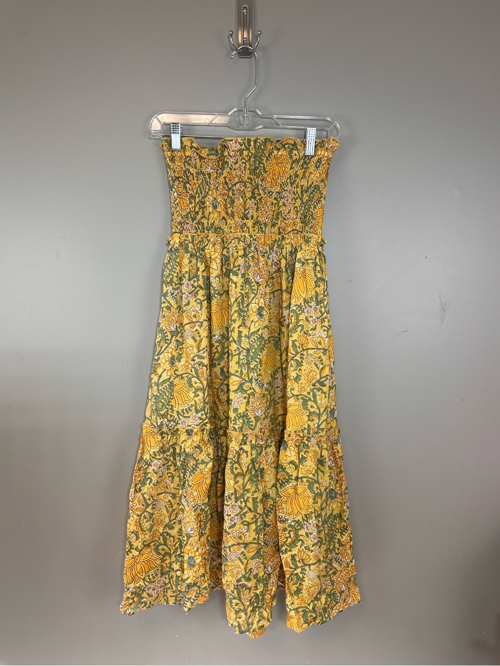 NWT Anna Cate Strapless Dress Yellow Green Floral Midi 100% Cotton Smocked Med